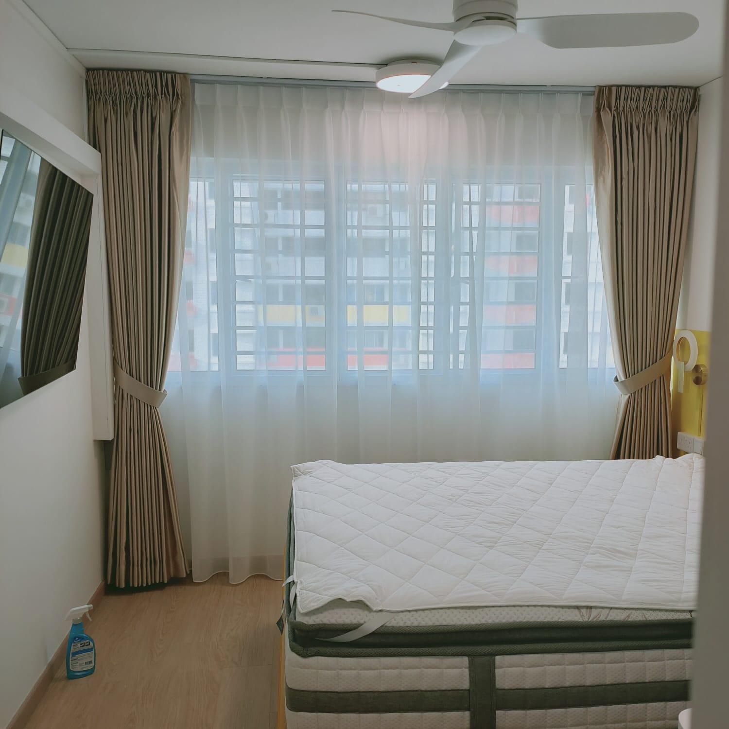 This is a Picture of Day and night curtain picture  for Singapore 4 room HDB flat, common room, day and night curtain, Blk 39 Bedok South